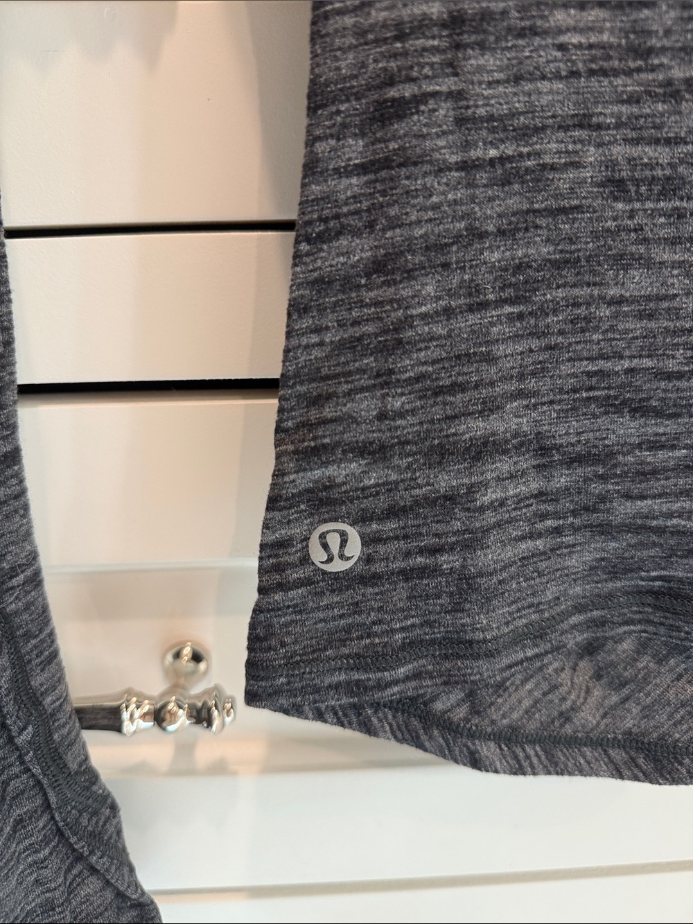 Lululemon top - Picture 4 of 4